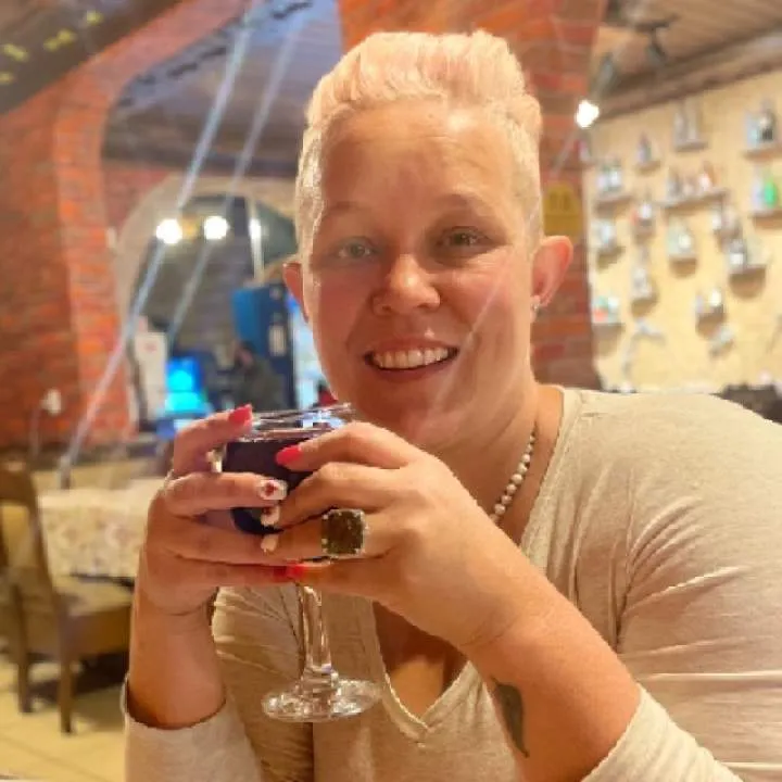 Cuck My Married Cunt Photo On Jungo Live