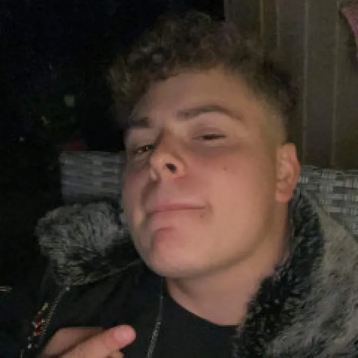 Steven Photo On Jungo Live