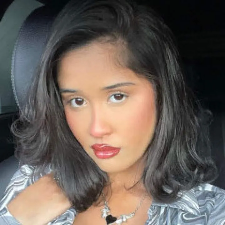 Elizabeth Photo On Jungo Live