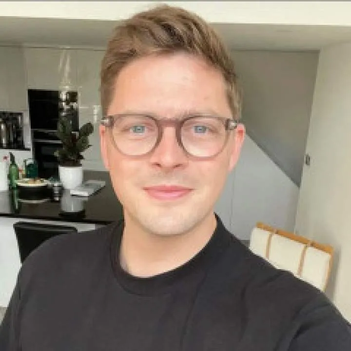 Bernard Photo On Jungo Live