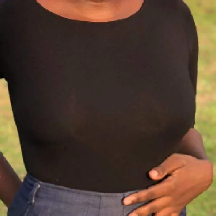 Nadia Photo On Jungo Live