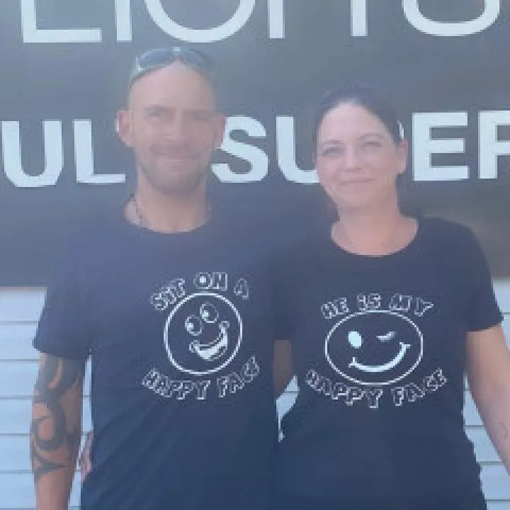 Sarah & Billy Photo On Jungo Live