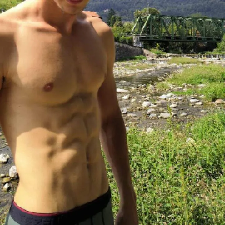 Hunterlabomba Photo On Jungo Live