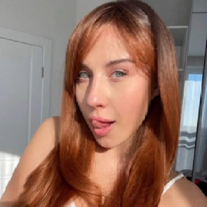 Lindaglow Photo On Jungo Live