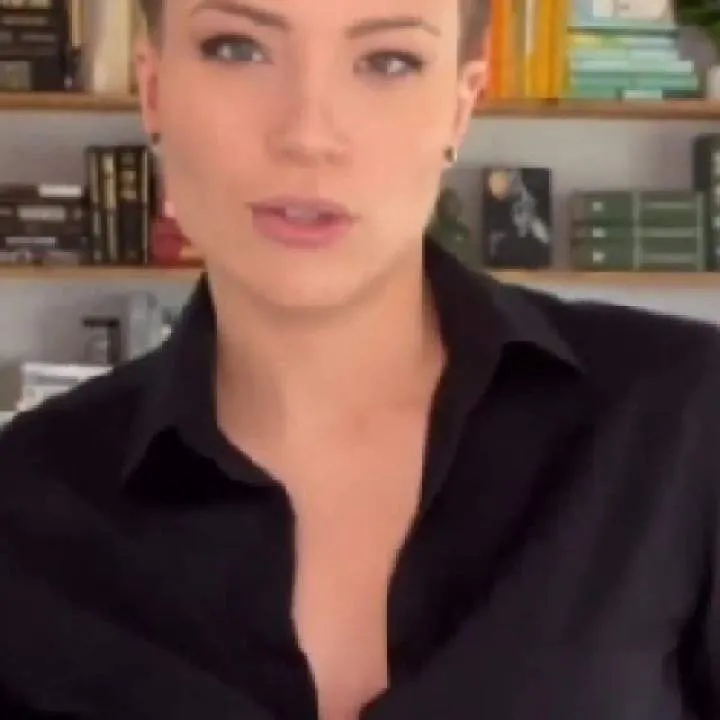 Sara Photo On Jungo Live