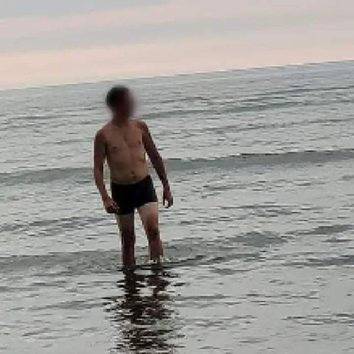 J3j4 Photo On Jungo Live