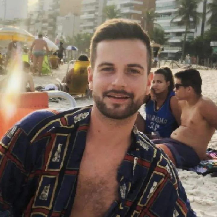 L.... Photo On Jungo Live