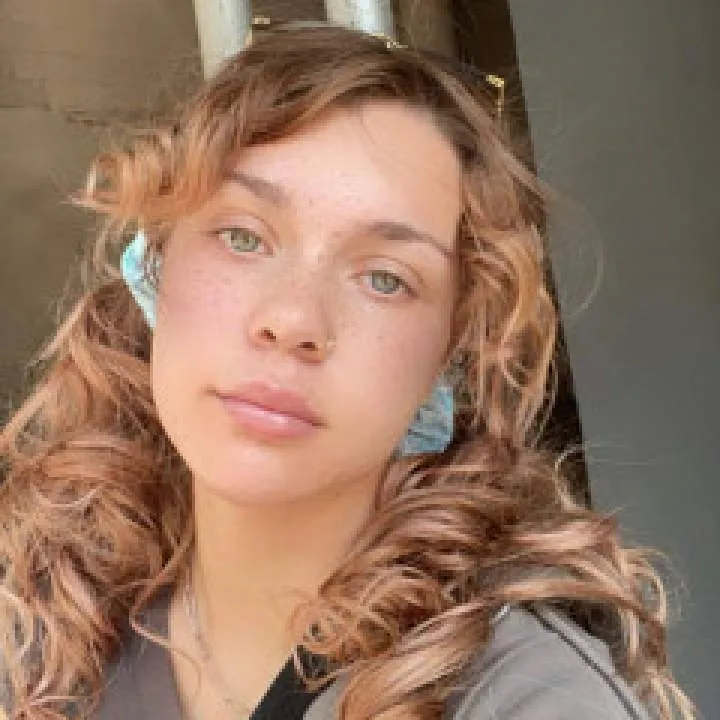 Chloe Adams Photo On Jungo Live