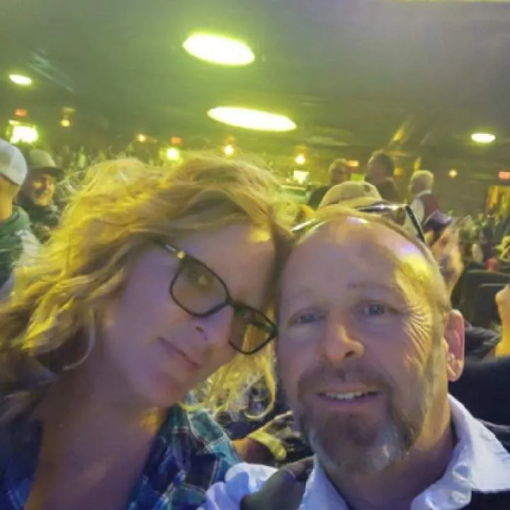 Couple Nextdoor Photo On Jungo Live