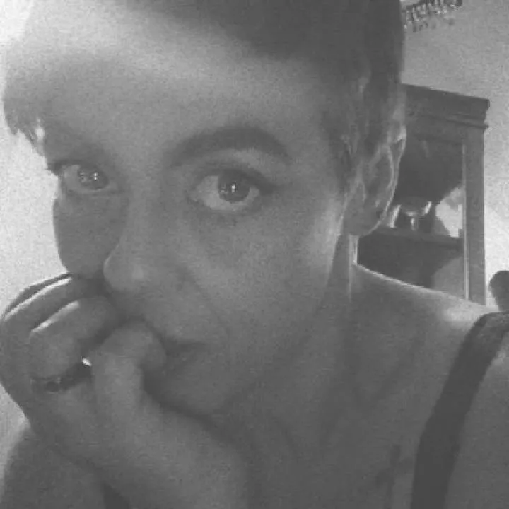 Em Photo On Jungo Live