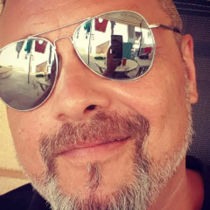 Shadow Mask Photo On Jungo Live