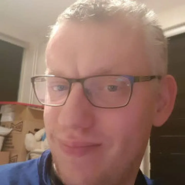 Martin Photo On Jungo Live