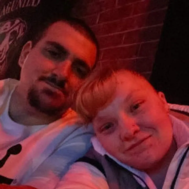 Knblike2fuck Photo On Jungo Live