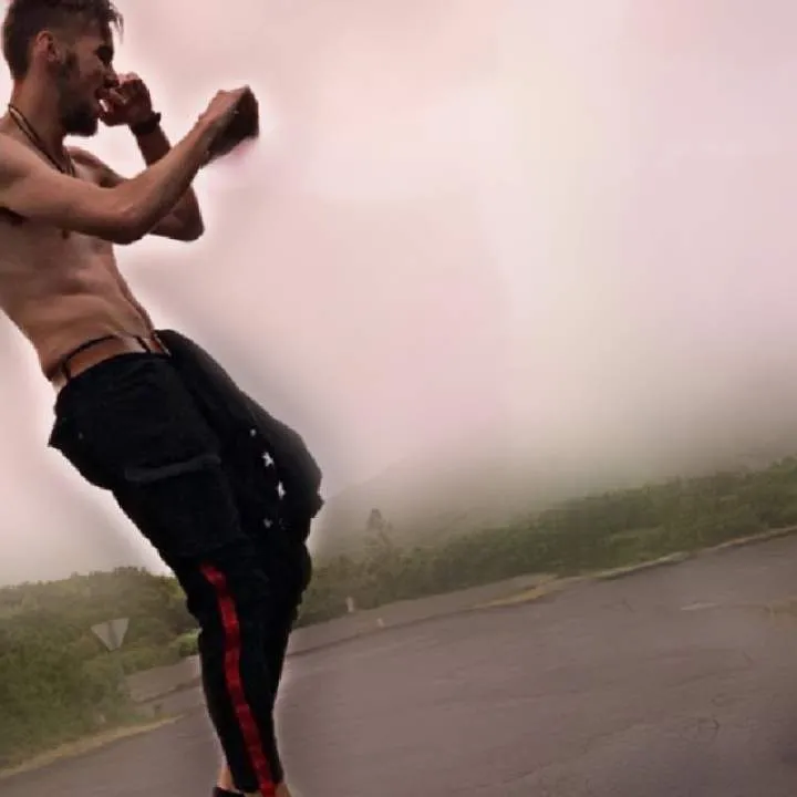 Calvin Photo On Jungo Live