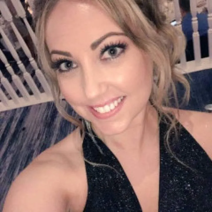 Mary Cook Photo On Jungo Live