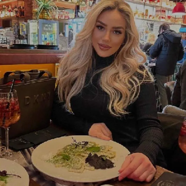 Toni_kristina Photo On Jungo Live