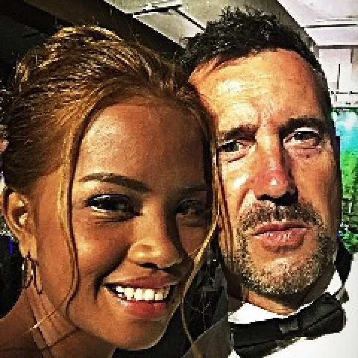 I Photo On Jungo Live