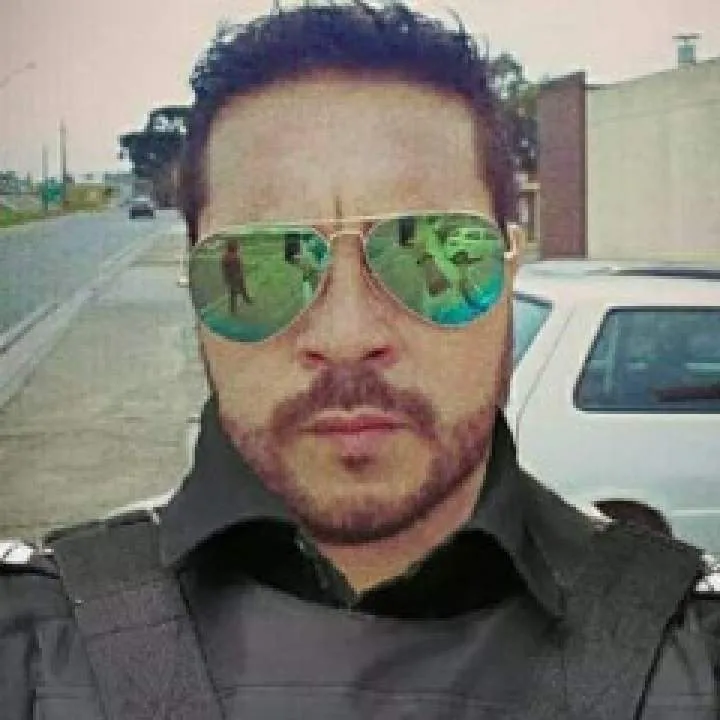 Rossi Photo On Jungo Live