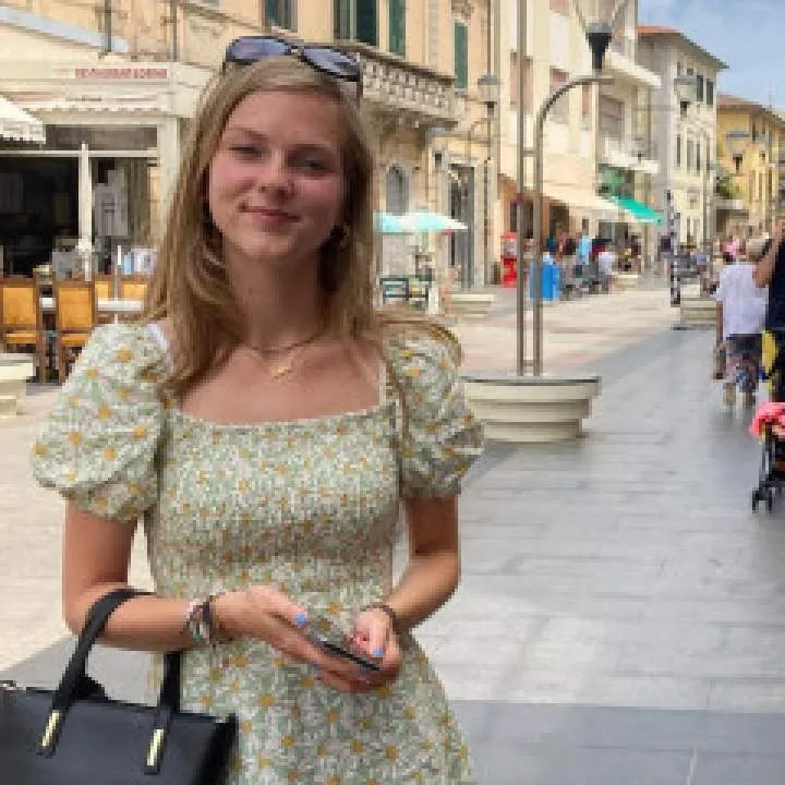 Guest Photo On Jungo Live