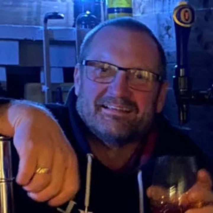 Ian Photo On Jungo Live