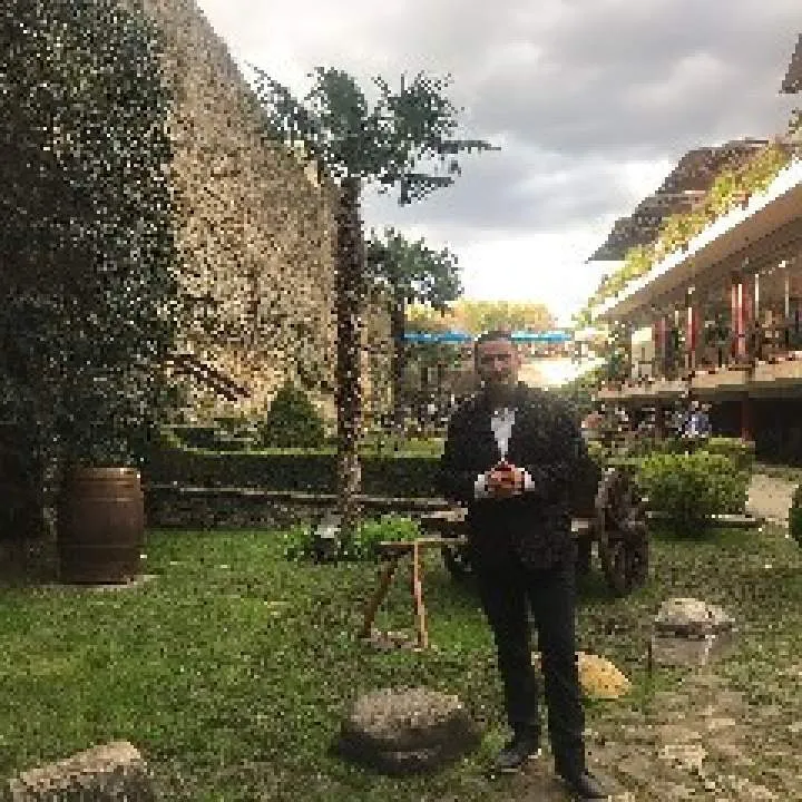 Alti Photo On Jungo Live