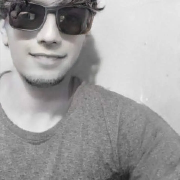 Ari Photo On Jungo Live