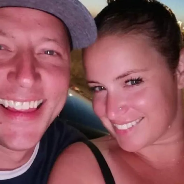 Cuddles Photo On Jungo Live