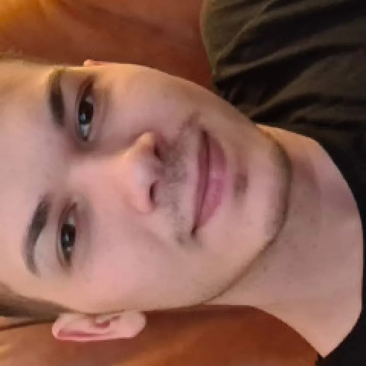 Nicolas Photo On Jungo Live