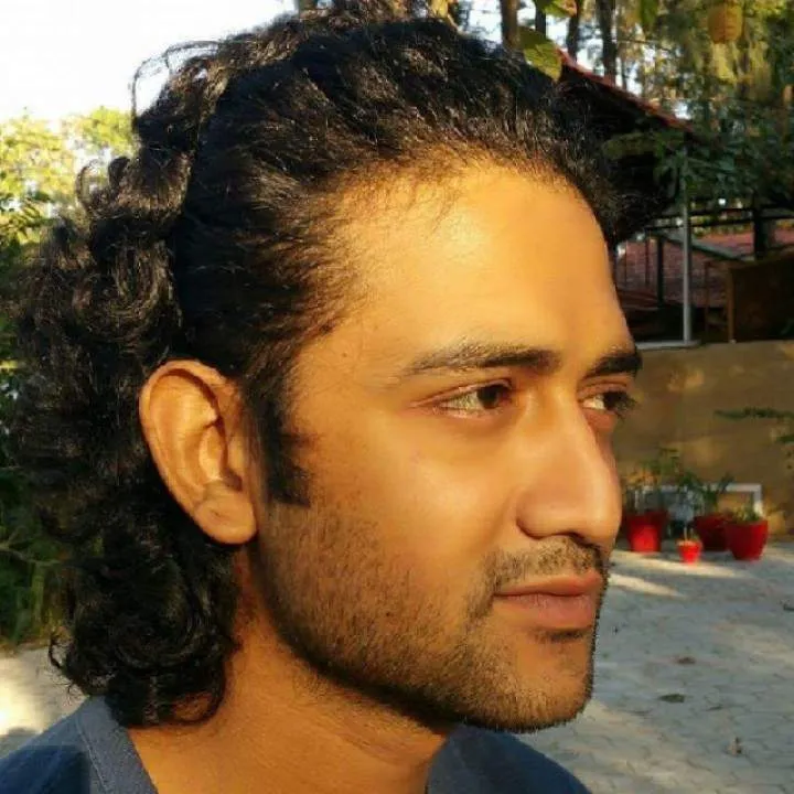 Red Photo On Jungo Live