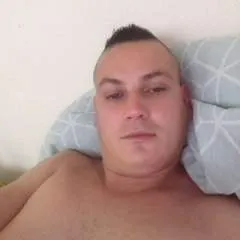 Sincer Cu Simțul Umorului...