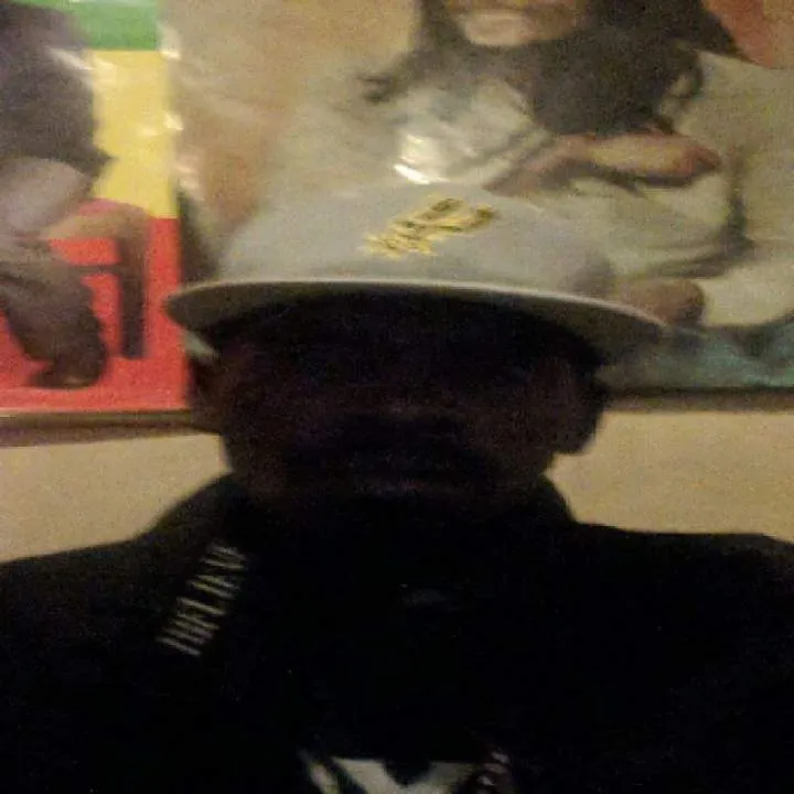 I-want-to-fuck-your-wife. Photo On Jungo Live