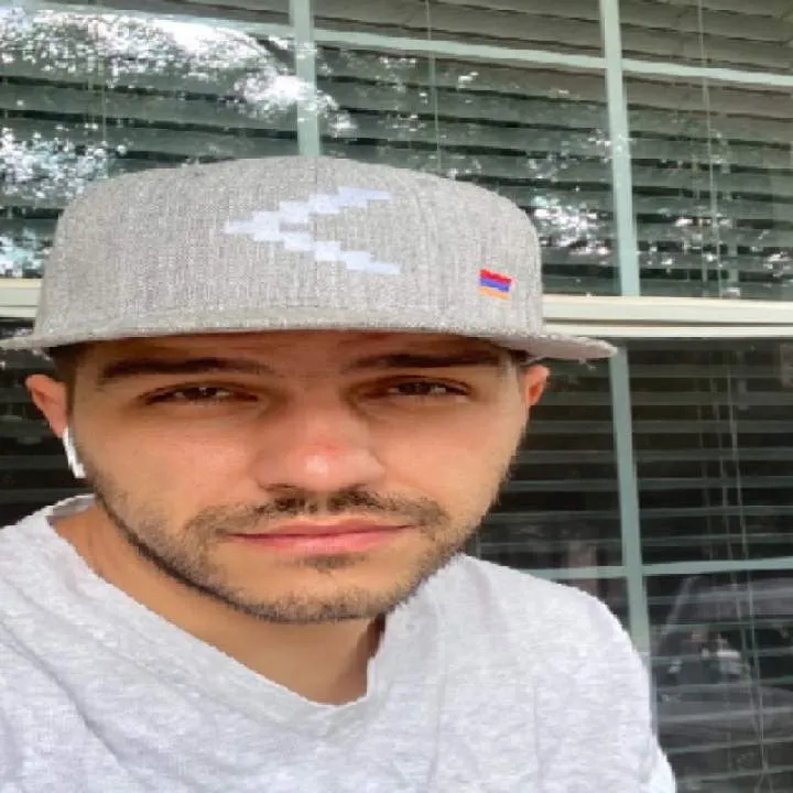 Thomas Photo On Jungo Live