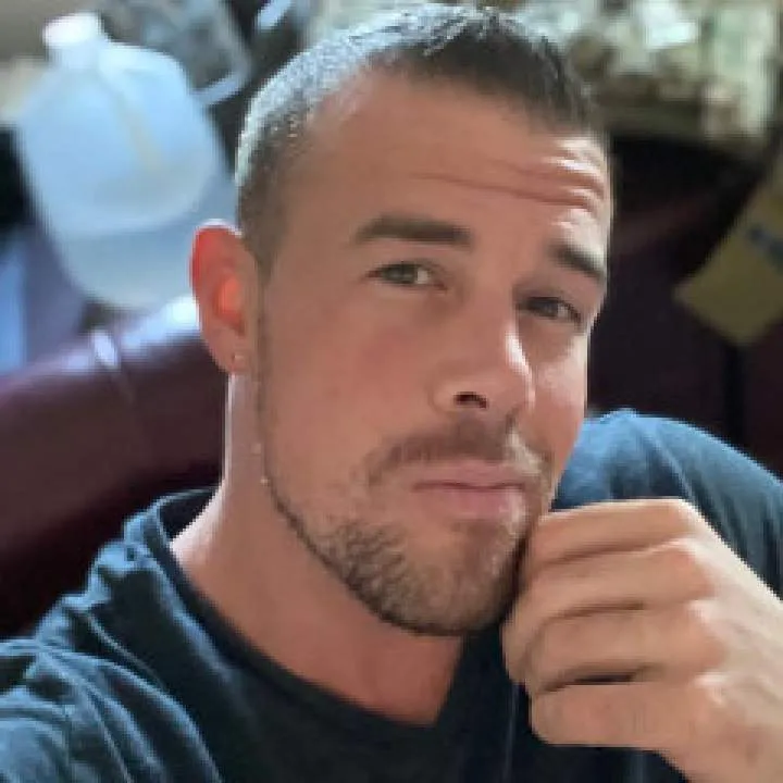 Bret01 Photo On Jungo Live