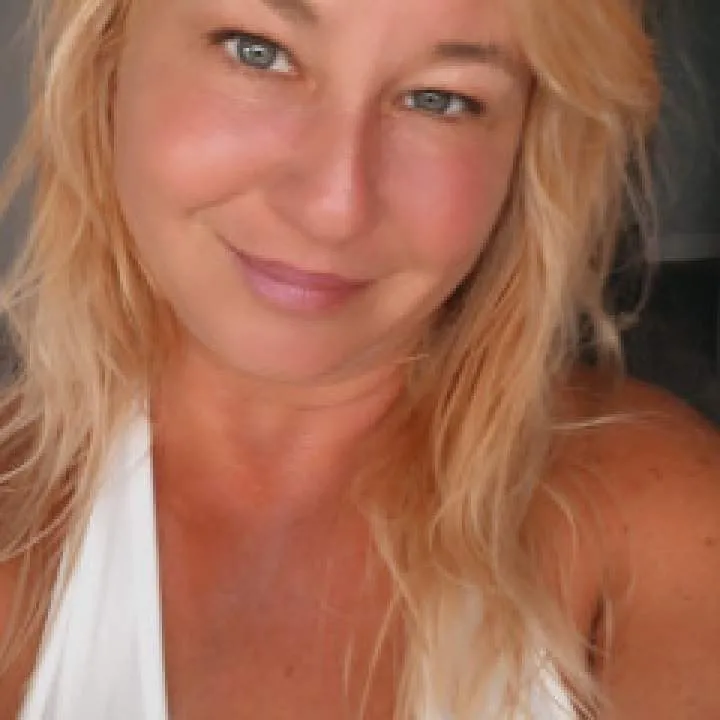 Enis Photo On Jungo Live