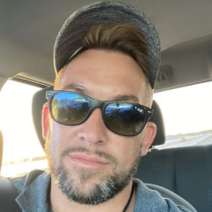 Just42night Photo On Jungo Live