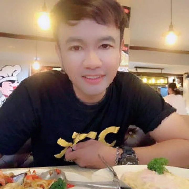 Jakraphan Photo On Jungo Live