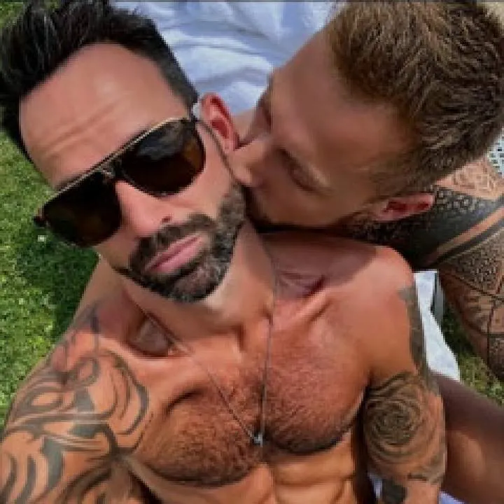 Oi.32 Photo On Jungo Live