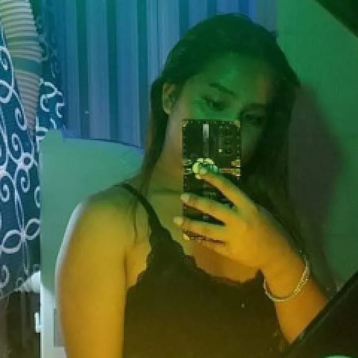 Queen Nails Photo On Jungo Live