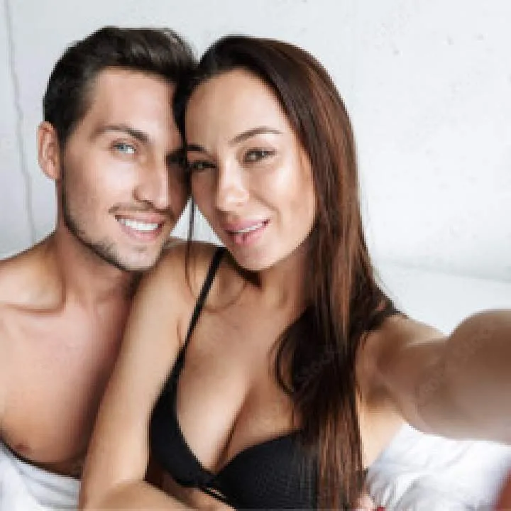 Hornycouple Photo On Jungo Live