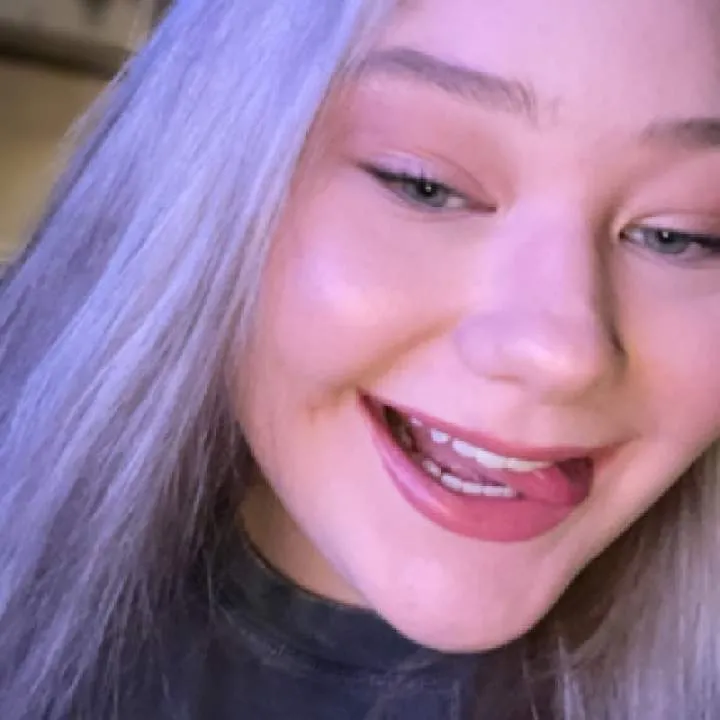 Carly Photo On Jungo Live