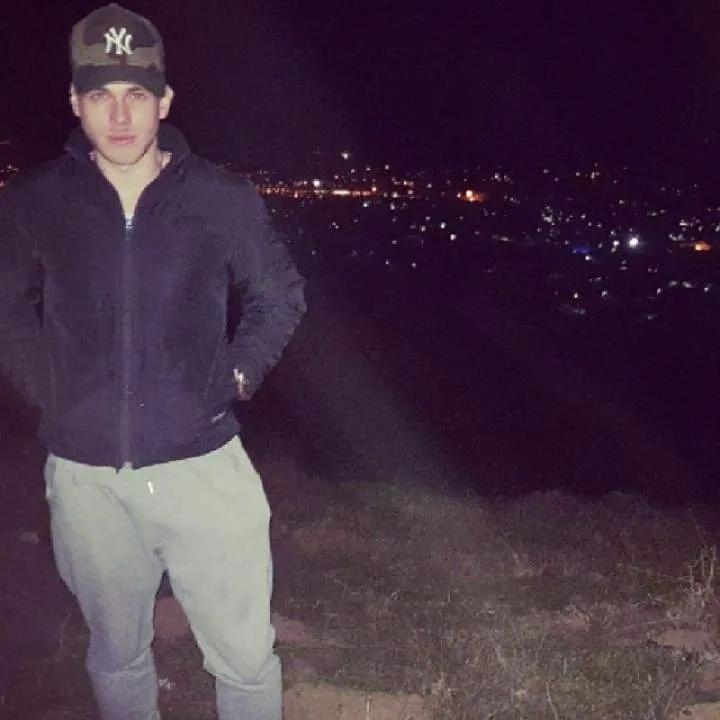 Costi Photo On Jungo Live