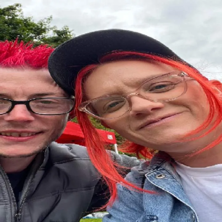 M&j Photo On Jungo Live