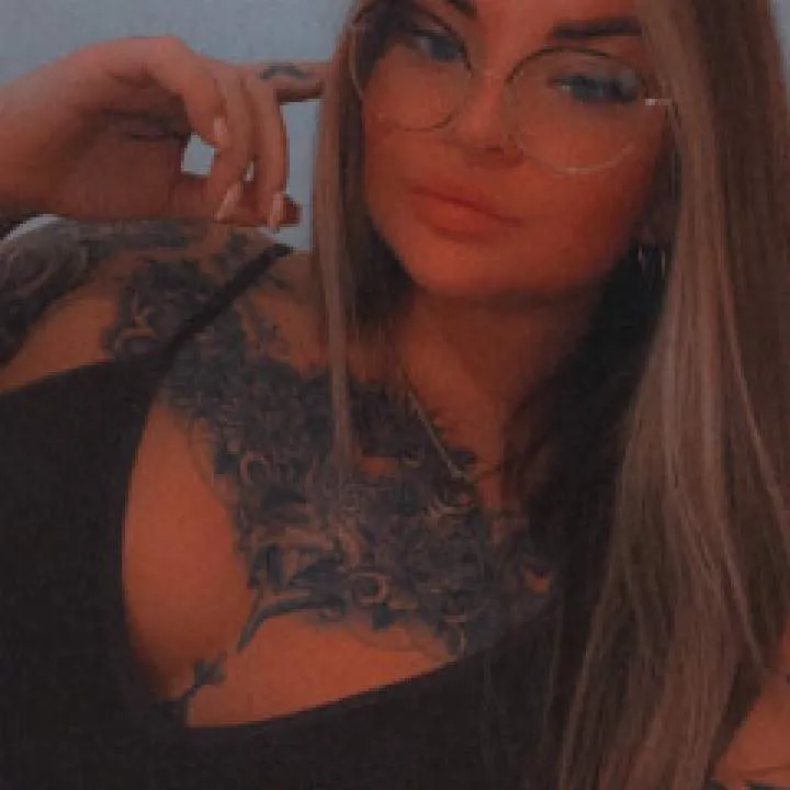 Mc17 Photo On Jungo Live