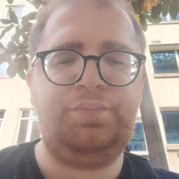 Hakan 32 Photo On Jungo Live