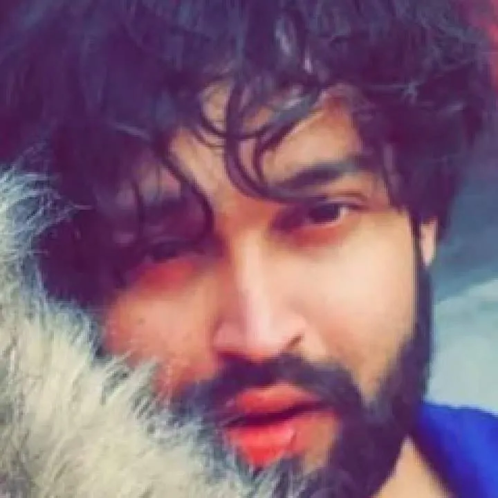 Ashish Photo On Jungo Live