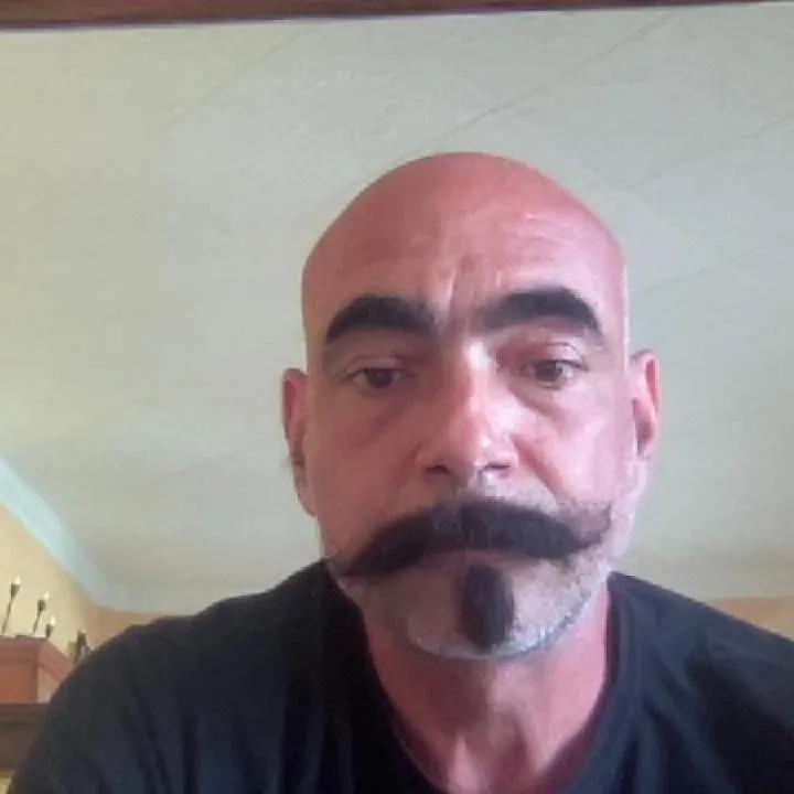 Miki Photo On Jungo Live