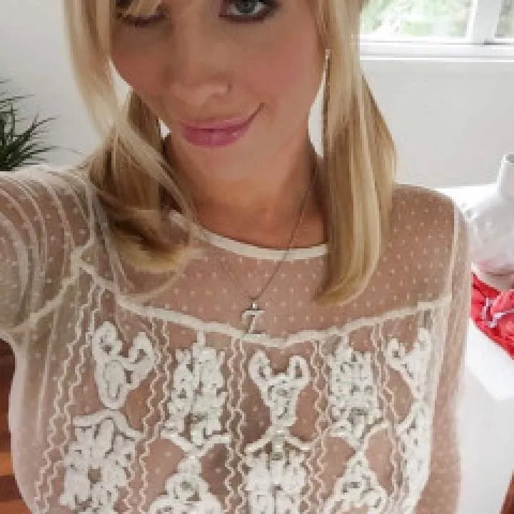 Jennifer Photo On Jungo Live