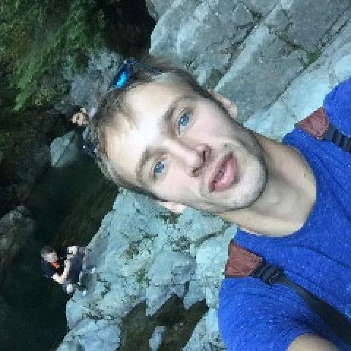 Well Endowed Photo On Jungo Live