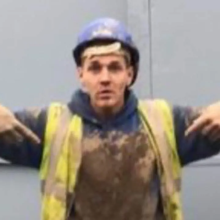 Alex.... Photo On Jungo Live