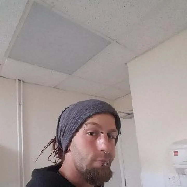 Ade Photo On Jungo Live